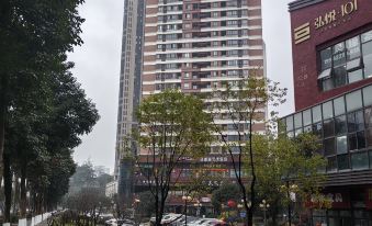 Huayu Hotel