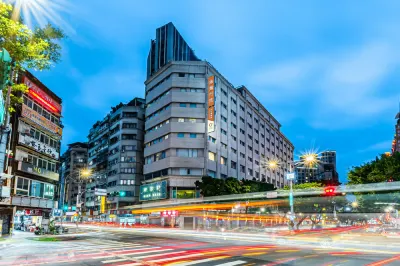 Guide Hotel Taipei Chongqing Hotel in zona The Church of Immaculate Conception