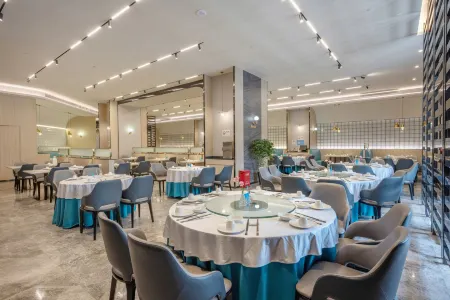 Acotown Gulf International Hotel Отели рядом с достопримечательностью «Yantian International Container Port»