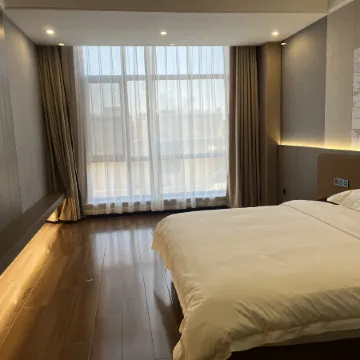 Qinghe Oriental Holiday Hot Spring Hotel