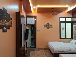 Hotel Ashok Vihar