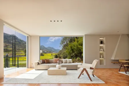 Shan'erqi Holiday Aesthetics High-end Designer Homestay (Wuyuan Guling Scenic Area) Отели рядом с достопримечательностью «Wuyuan Huangling»