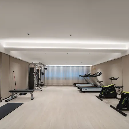 Mo Shang Qing Ju Hotel (Quliang Garment Industrial Park, South University Road, Zhengzhou)