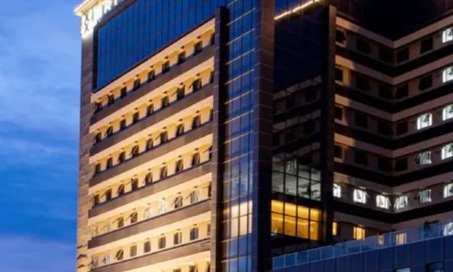 Brittany Hotel Villar City