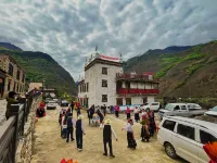 Danba Zhuoke family vacation Villa Mountain (Danba Sopo Village Moluo village shop) 소포 티베트 마을 고대 족 주변 호텔