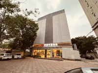 凱德華庭飯店（天津海光寺南開醫院店） 南開區附近的飯店