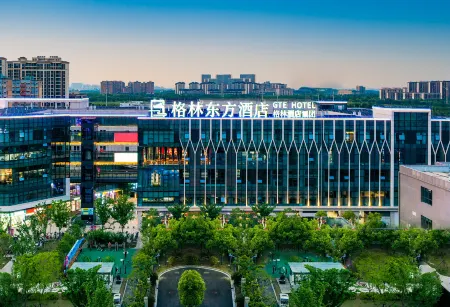 GreenTree Eastern Hotel (Yangzhou Jingang Road Jinganghui Lifestyle Plaza) Отели рядом с достопримечательностью «Guazhou Gudu Scenic Area»