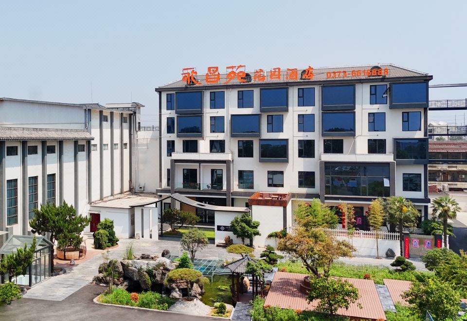 hotel overview picture