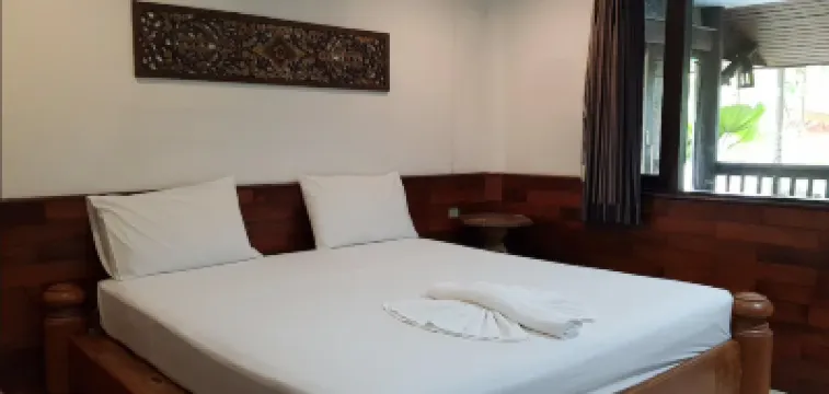 Nimit Bungalow Отели рядом с достопримечательностью «Национальный парк Симилан»
