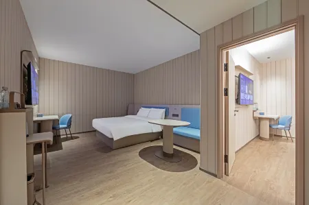 HanTing Hotel (Shanghai Qibao Center)