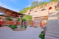 Old Yan'an Cave Dwelling Hotel