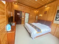 肇興侗寨十二間客棧 - 旅館