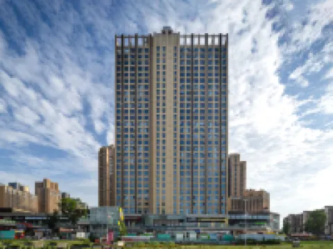 Chengdu Xinghe Hotel (Honggao Road Metro Xihua University Branch) Hotels near Chengdu Textile College