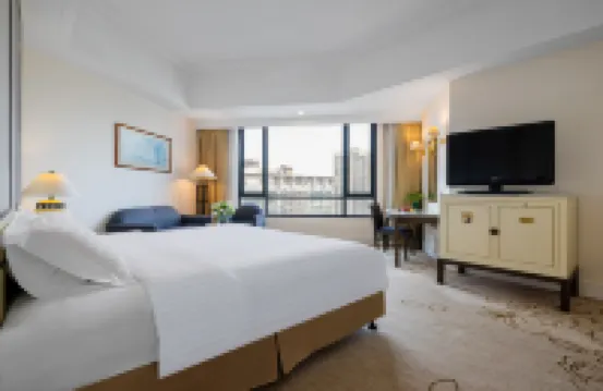 海南君華海逸酒店（海口萬綠園萬象城店） 鄰近海口秀英港碼頭的酒店