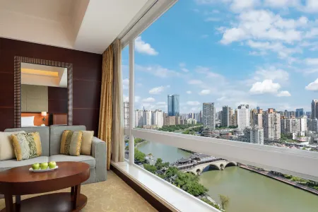 Shangri-La Hotel Chengdu