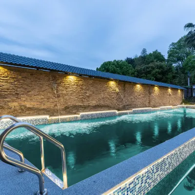 Starway Hotel (Wuyishan Tourist Resort) Hotels near Dahongpao(Big Red Robe Tea) Scenic Spot