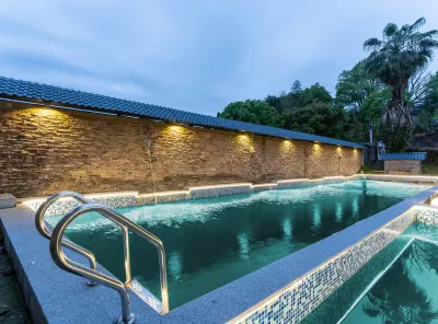 Starway Hotel (Wuyishan Tourist Resort) Hotels near Sangu Resort