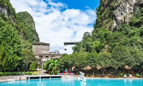 New West Street International Resort Hotel