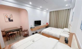 Xinhuang Huifeng Hotel
