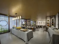 QIANNA HOTEL (Zhengzhou Fangte) Các khách sạn ở Trung Mưu