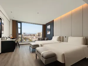 Shangrao Wuyue Plaza Phoenix west avenue Atour Hotel