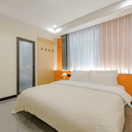 Memorial Day · Fully Intelligent Luxury Vacation Resort (Dali Ancient Town South Gate Store)