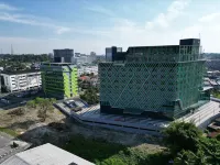 56 Hotel Block B Hotel in zona Wawasan Open University