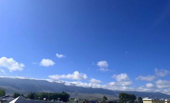 Homestay Among the Sea of Clouds