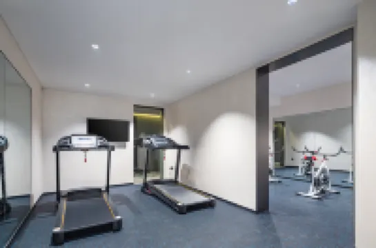 XiangYang Ramada Encore