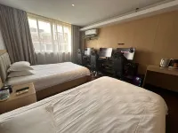 Bo Feng Hotel - Parking