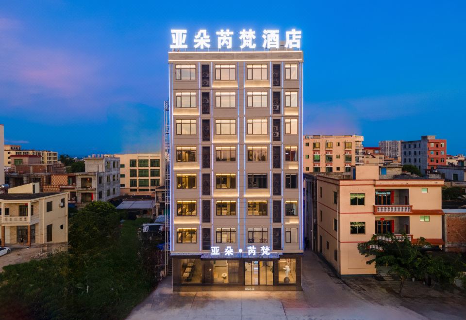 hotel overview picture