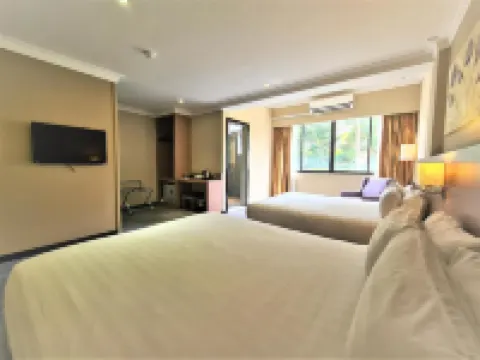 Merdeka Hotel Kluang Hotels in Kluang