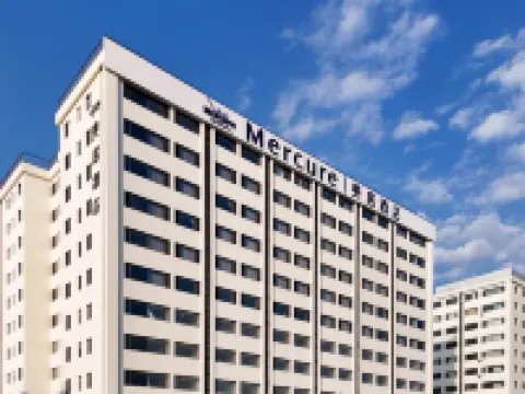 Mercure Datong Railway Station Hotels near Datong Yungang International Airport