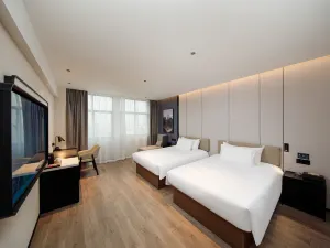 T·Hotel (Jianhu Wancai International Shopping Center)