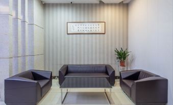 The only fashion hotel (Zhangzhou Quanjiao Station)