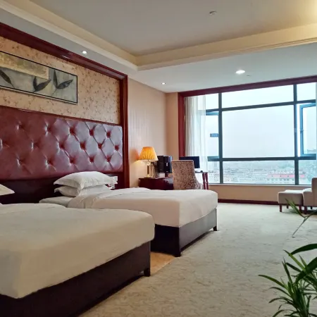 XuPu HuaShen Hotel(Dahan commercial pedestrian Street)