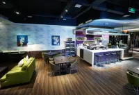 Holiday Inn BANDUNG PASTEUR by IHG - bar