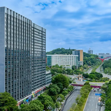 Livetour International Apartment (Guangzhou Ke Hui Jin Gu Shenzhou Road Subway Station) Отели рядом с достопримечательностью «Guangzhou Flying Over the Jungle Adventure Park»
