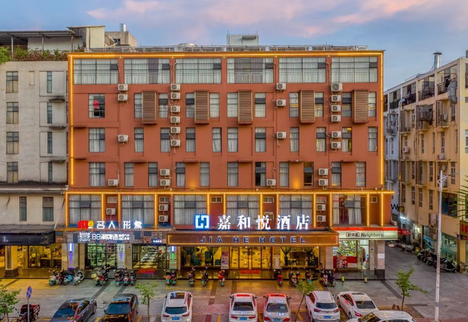 hotel overview picture