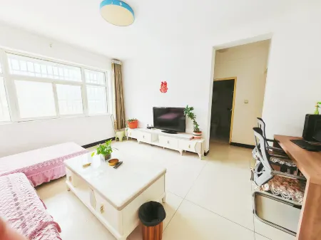 Aijia Homestay (Kangning Residential Area) Отели рядом с достопримечательностью «Народное правительство округа»