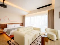 Longzhu Hotel (Qinghuiyuan Overseas&OCT Harbour PLUS) Các khách sạn gần Công viên núi Thuận Phong