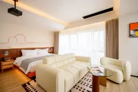 Longzhu Hotel (Qinghuiyuan Overseas&OCT Harbour PLUS)