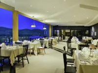 Mantis Epic Hotel & Suites - spa