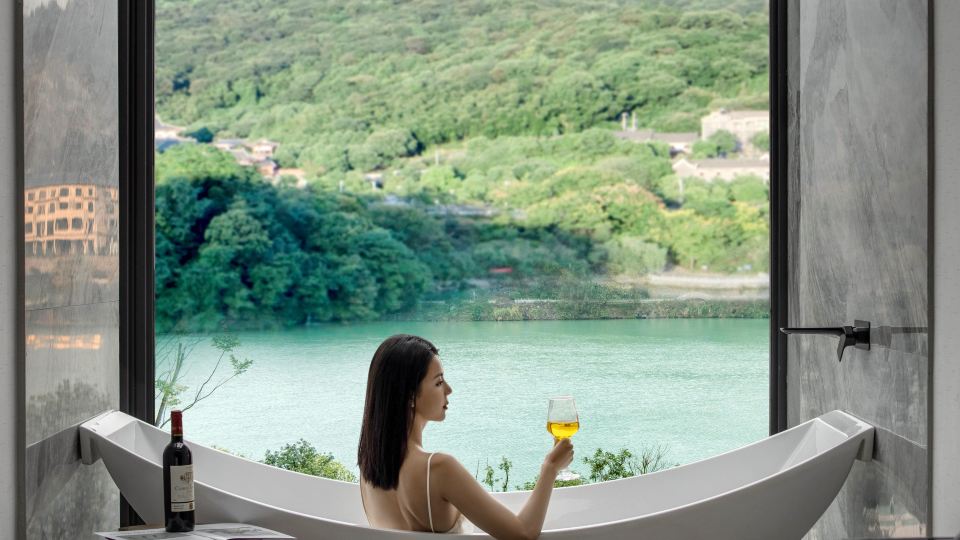 Dongjiang Lake Xinbo Harajuku Homestay