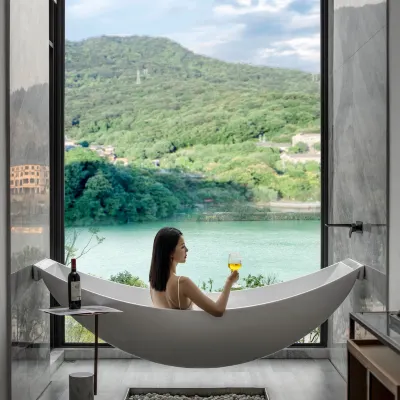 Dongjiang Lake Xinbo Harajuku Homestay Hotels near Xiaodong River Fogview Walkway
