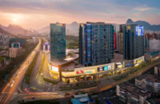 Yi She Designer Homestay (Guilin Railway Station Wanda Plaza Branch)