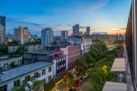 IU Hotel (Ji 'an People's Square Center People's Hospital Branch) Hotels in der Nähe von Bailuzhou Ancient College