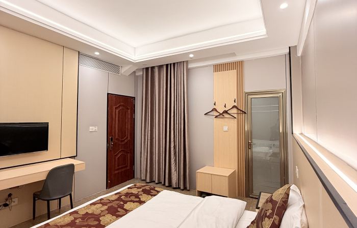 Yanjin Hongli Hotel