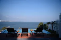 Dali Fengyouyuan · Luyushiguang Villa Sea View B&B (Erhai Park Branch) - Pools