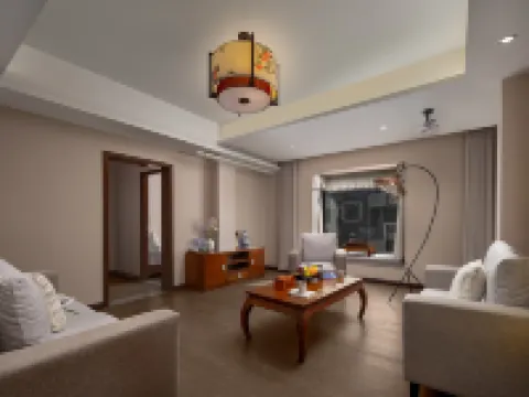 VALATOMS Hot Spring Courtyard Hotel (Baoguo Temple Branch, Emei Mountain) Hotels in Emeishan City